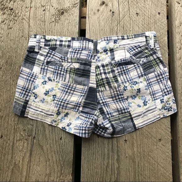 Abercrombie and Finch shorts - Picture 2 of 4